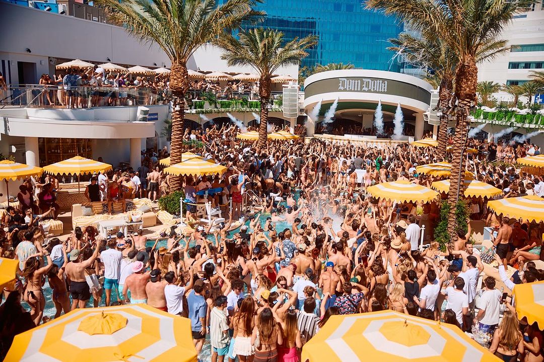 LIV Beach Featuring Dom Dolla Las Vegas Pool Party